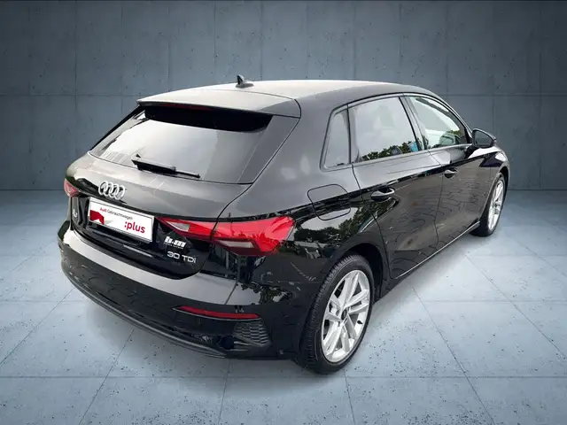 Audi A3 view 5