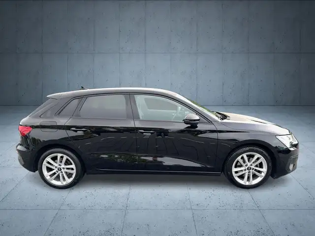 Audi A3 view 6