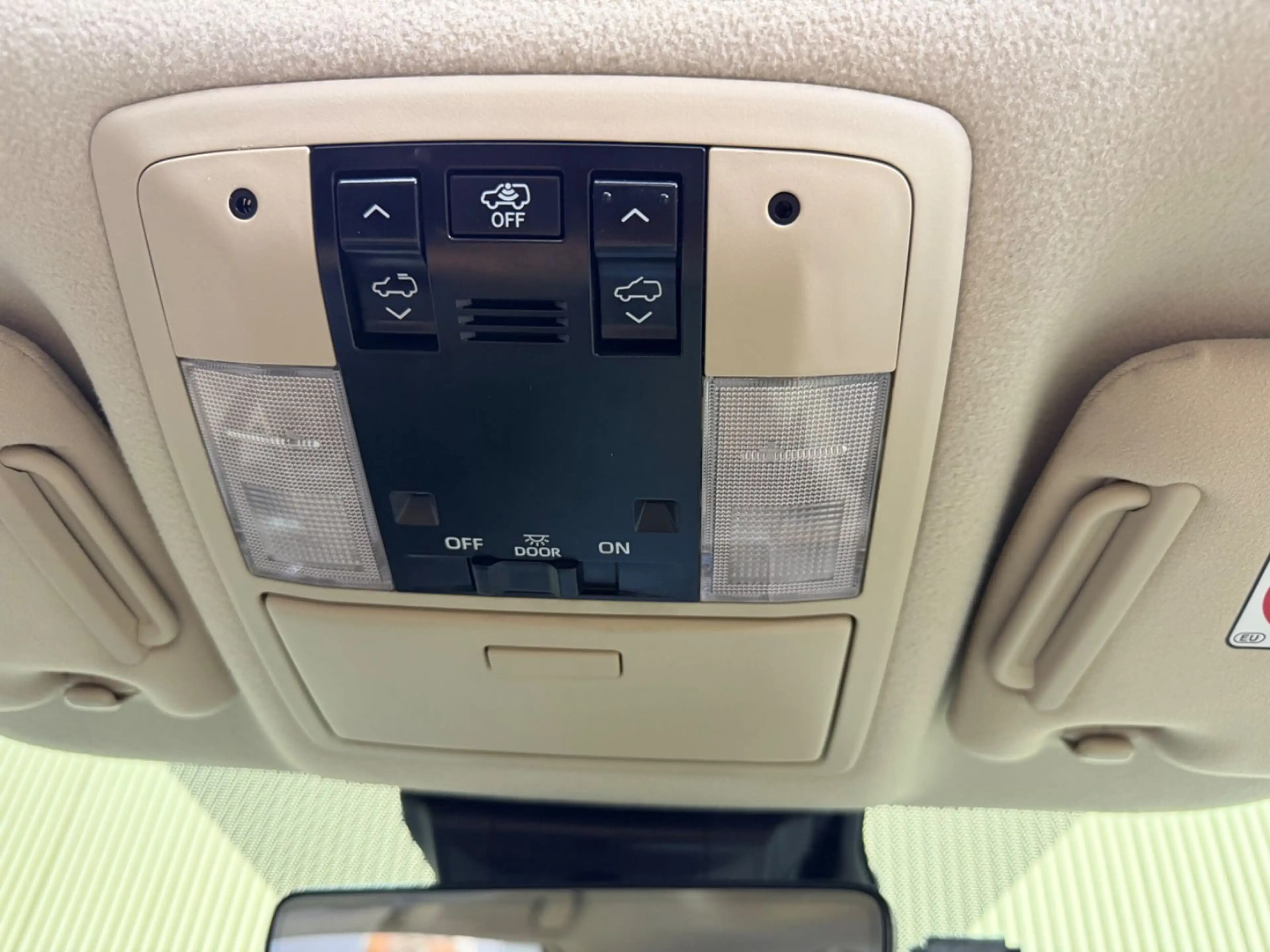 Toyota Land Cruiser 2.8 D-4D Executive Automatik°AHK° — photo 11