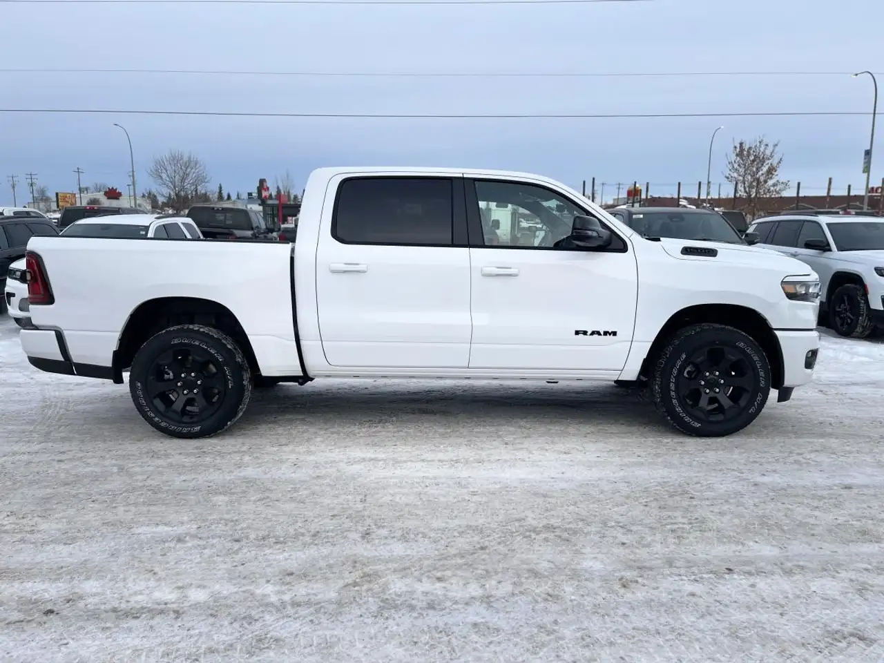 RAM 1500 снимка RAM 1500