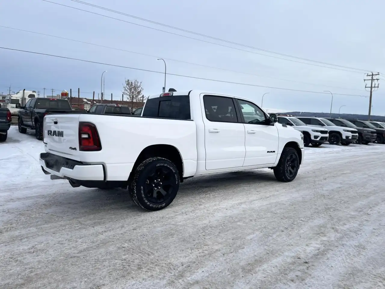 RAM 1500 снимка RAM 1500