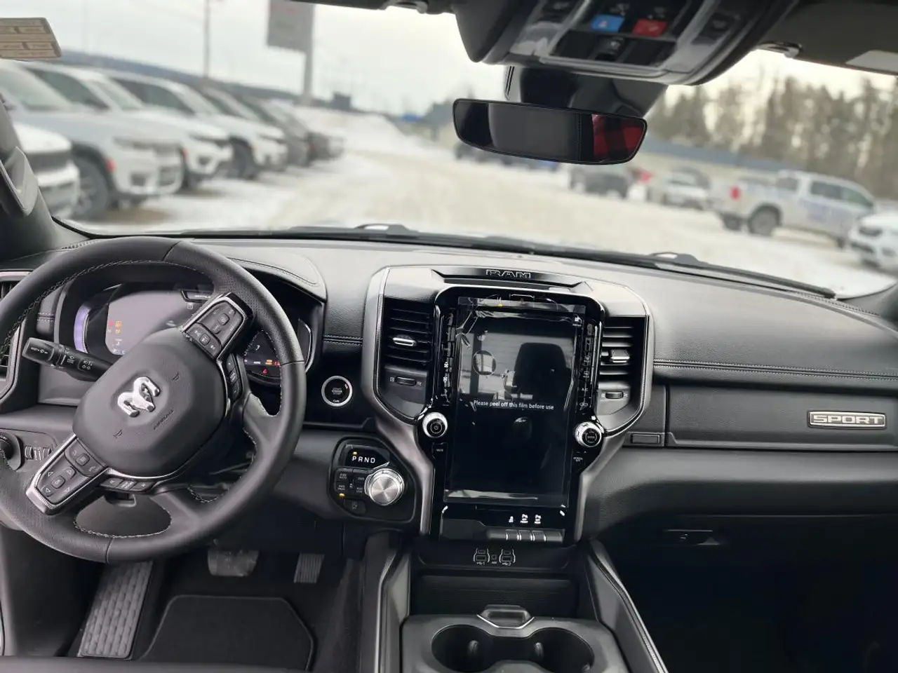 RAM 1500 снимка RAM 1500