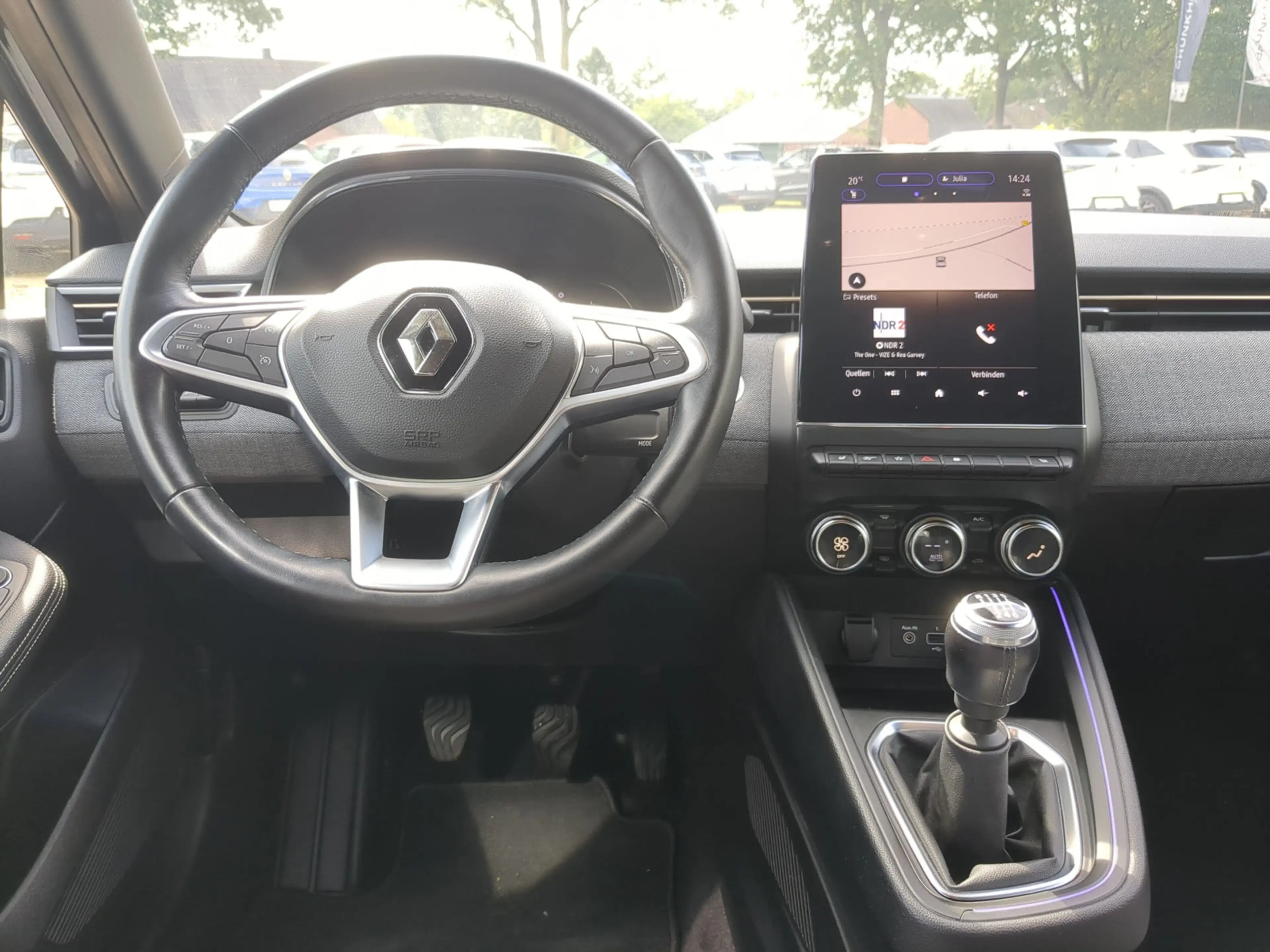 Renault Clio TCe 90 Lutecia SHZ+LKHZ+Navi+RFK — photo 6