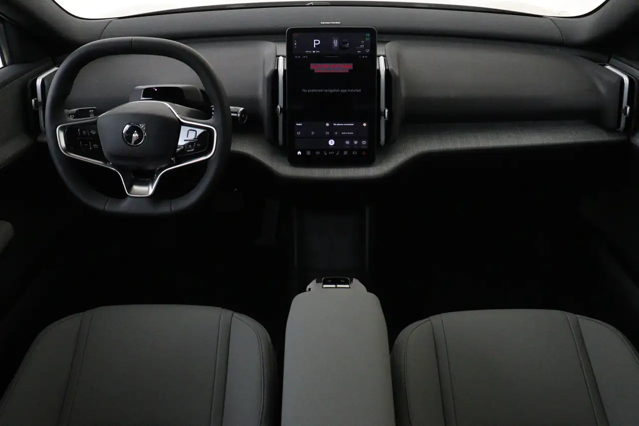 Volvo EX30 2026