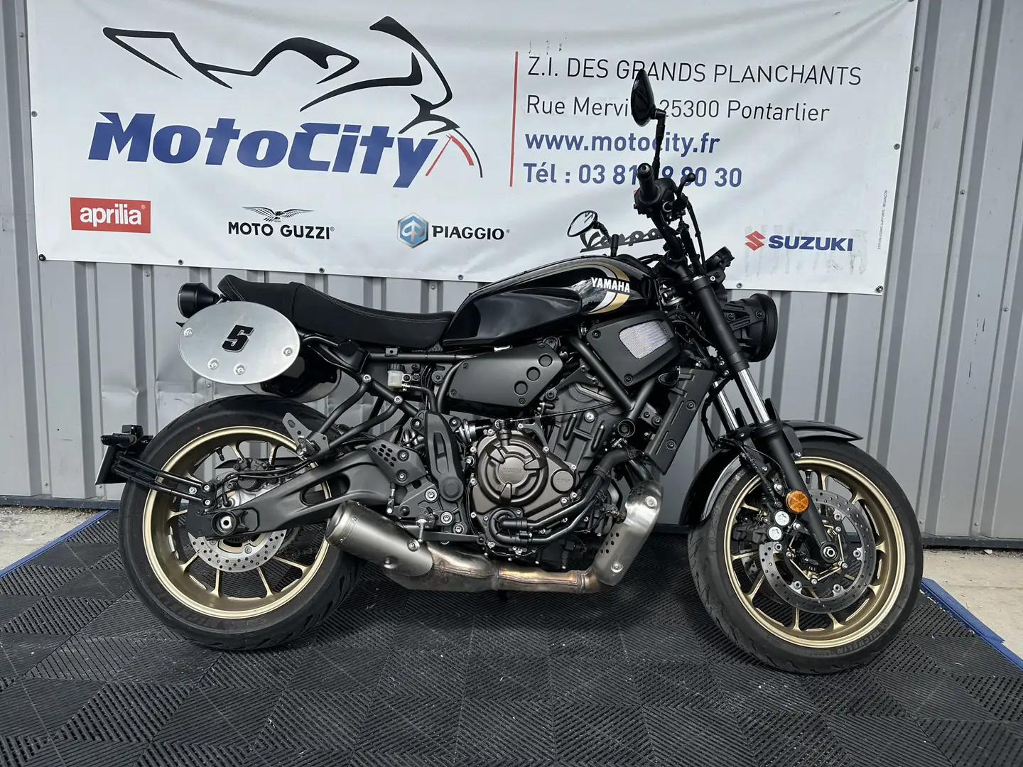 Yamaha XSR 700 - 1