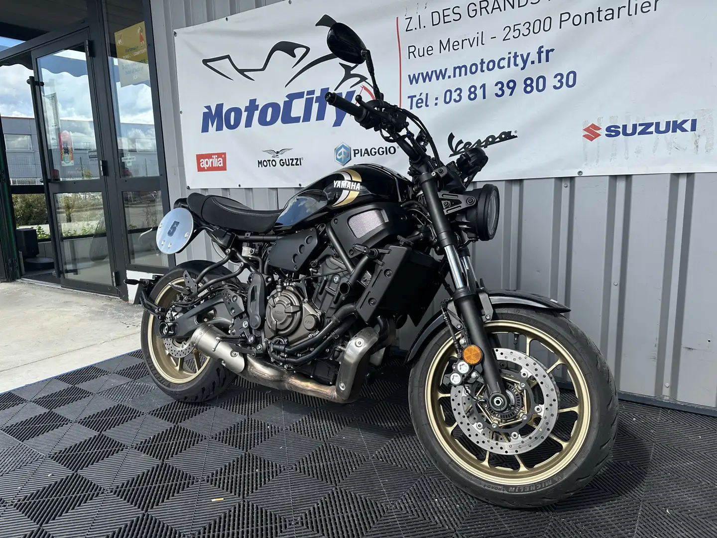 Yamaha XSR 700 - 2