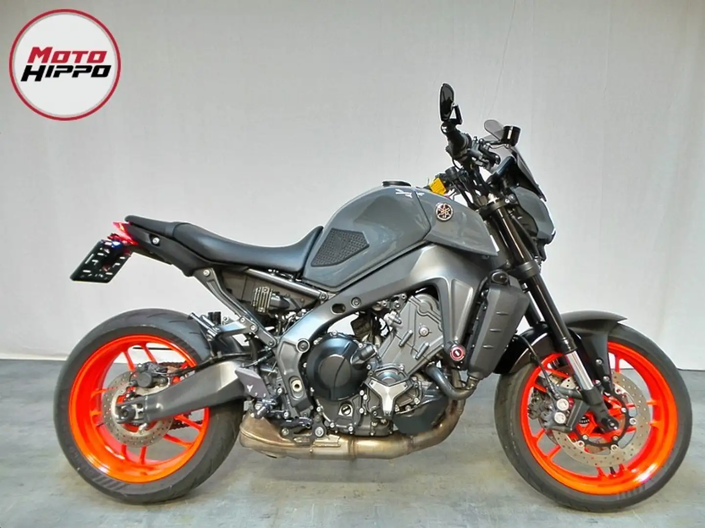 Yamaha MT-09 Zwart - 1