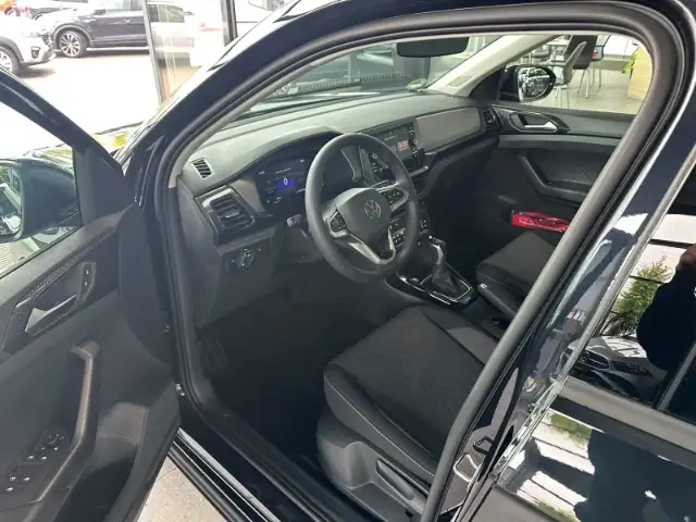 Volkswagen T-Cross view 12