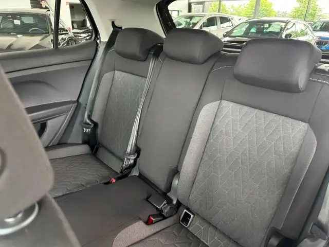 Volkswagen T-Cross view 15
