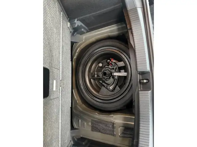 Volkswagen T-Cross view 11