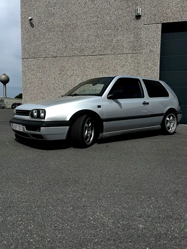 Volkswagen Golf 1.8i Syncro GT, foto 2