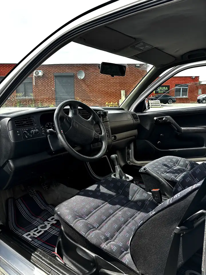 Volkswagen Golf 1.8i Syncro GT, foto 8