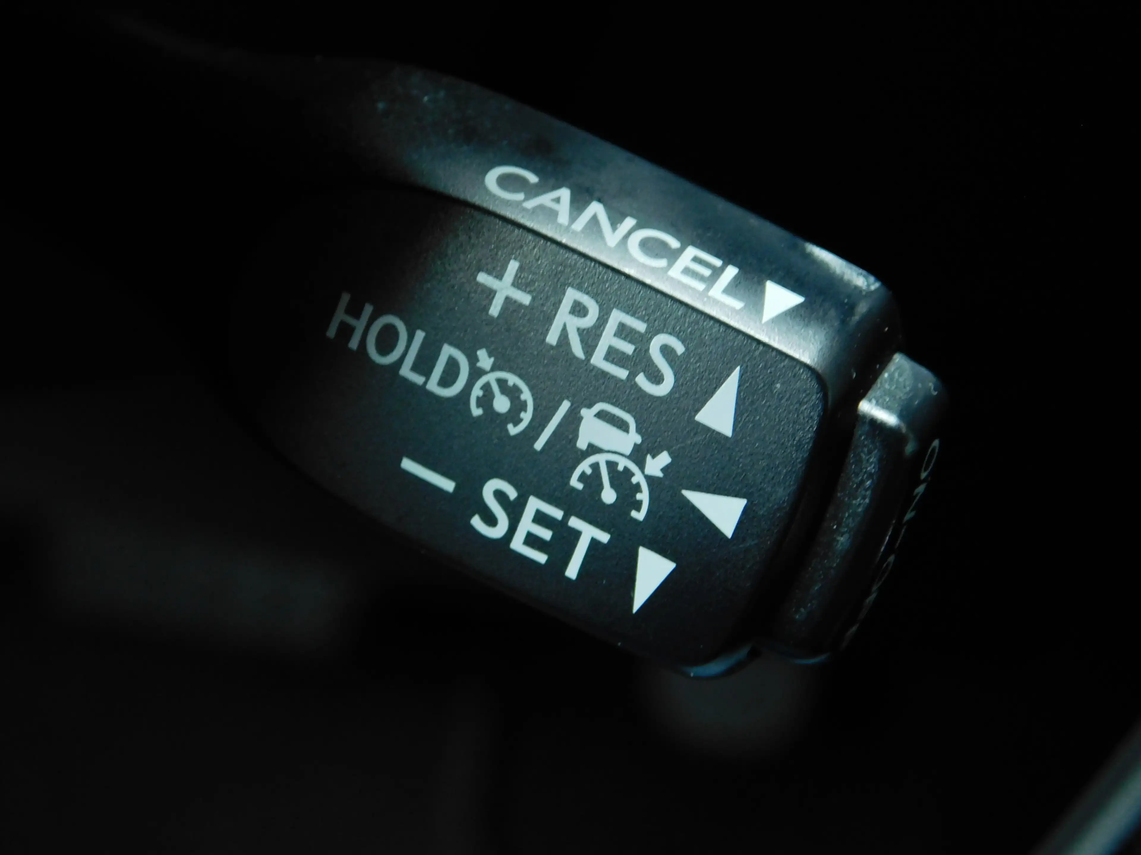 Toyota C-HR 1.8 Hybrid Dynamic — photo 21