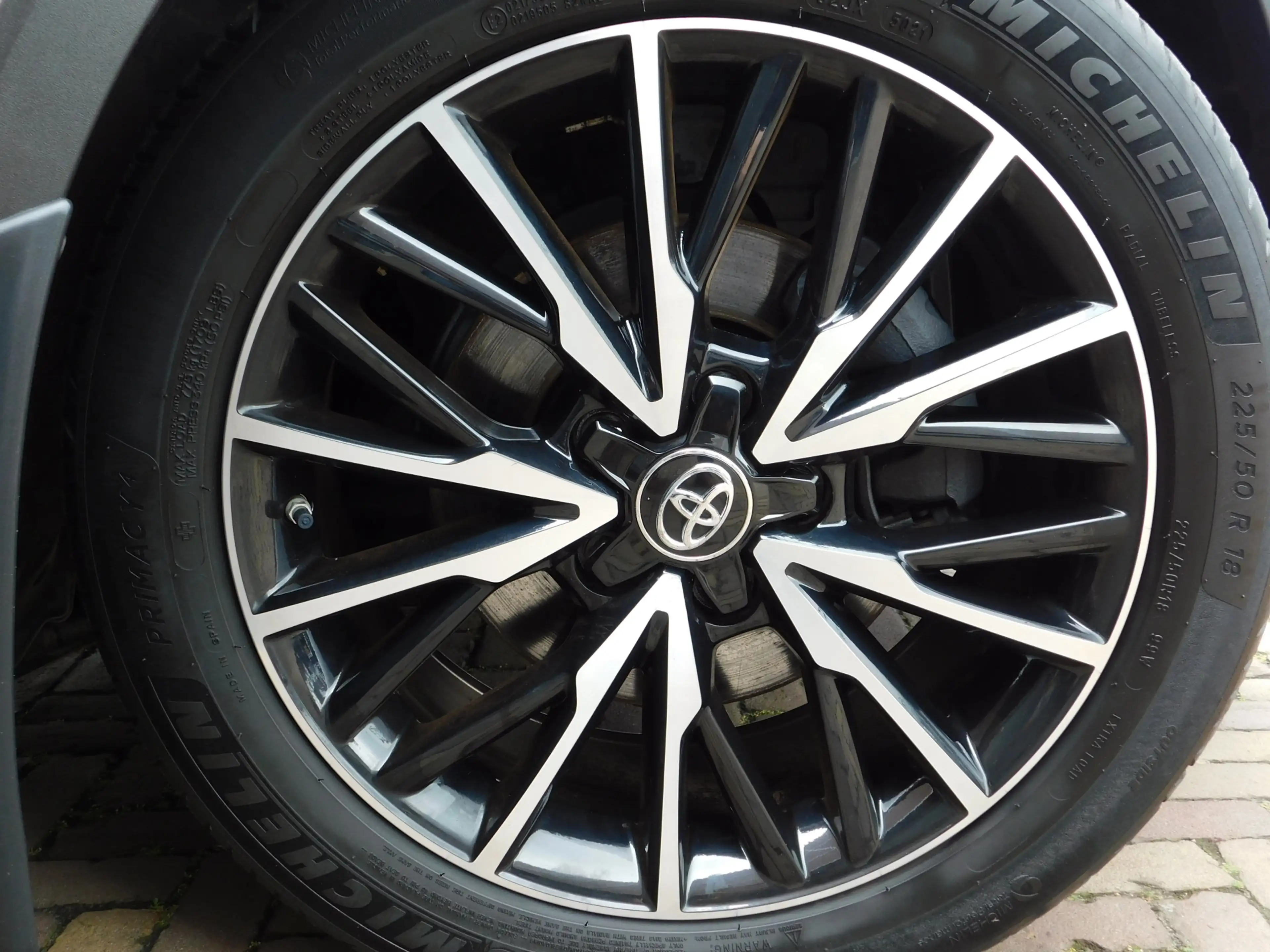 Toyota C-HR 1.8 Hybrid Dynamic — photo 7