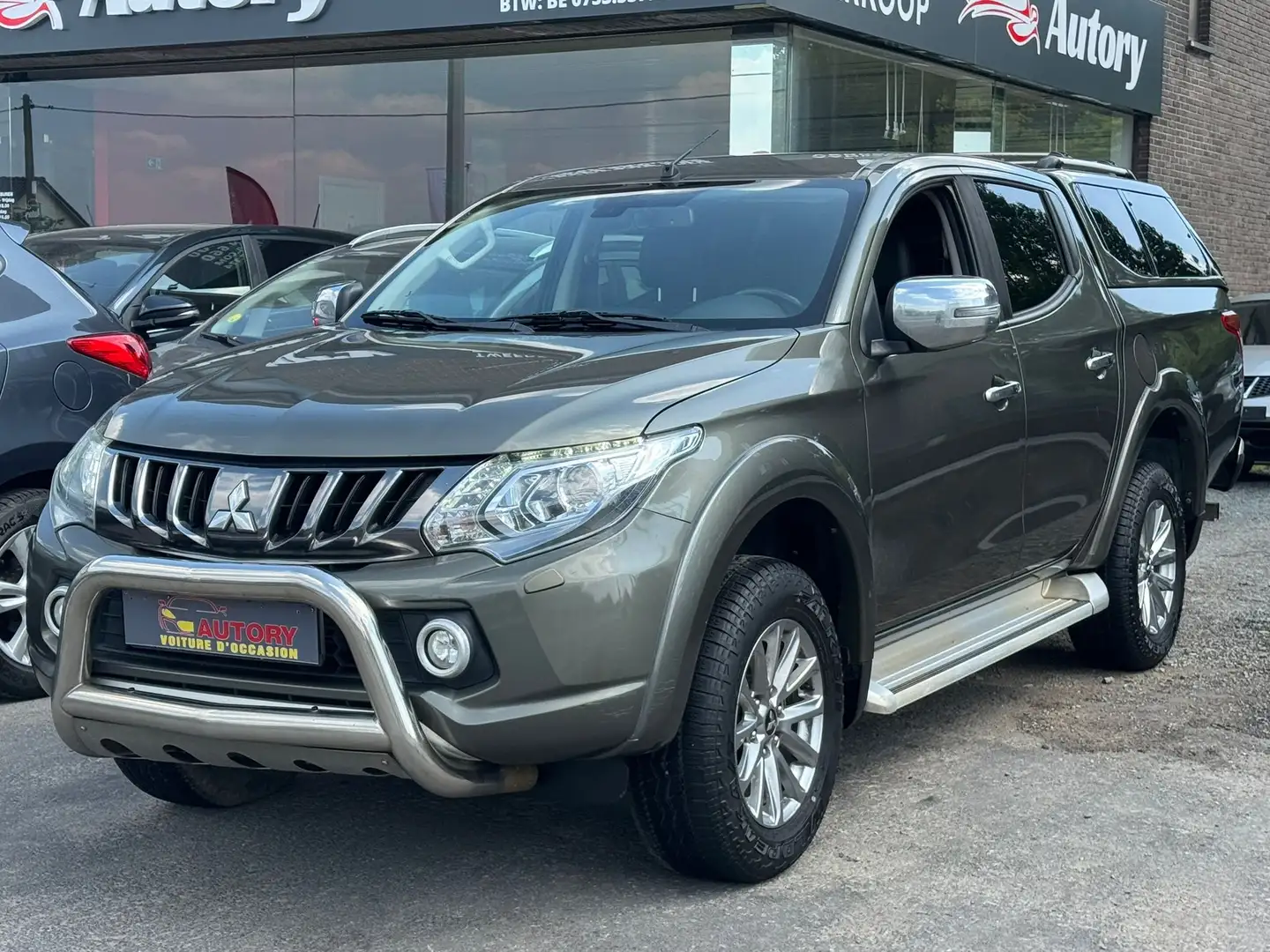 Mitsubishi L200 2.4 DI-D 4WD Intense (EU6) Vert - 2