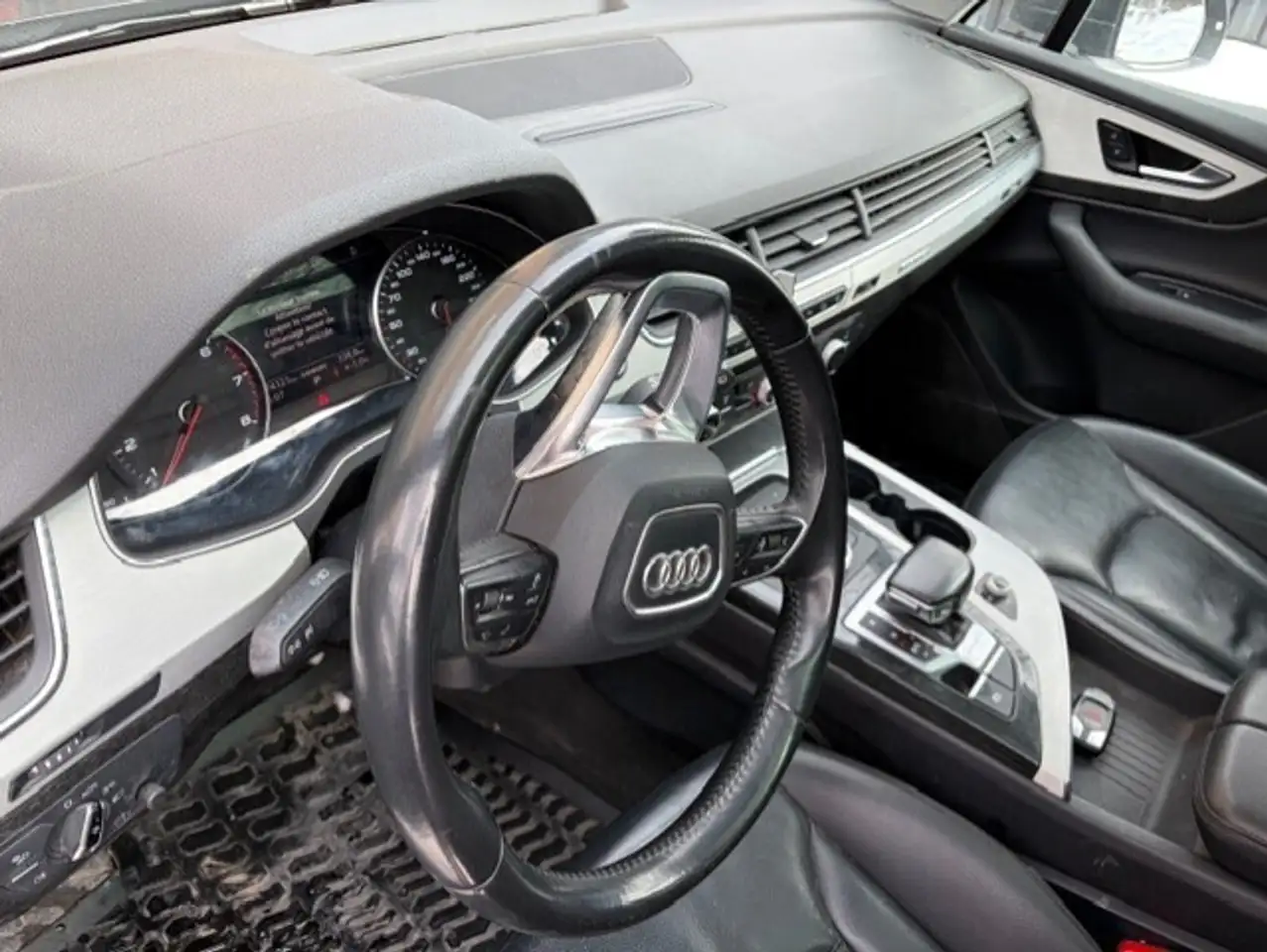 Audi Q7 снимка Audi Q7