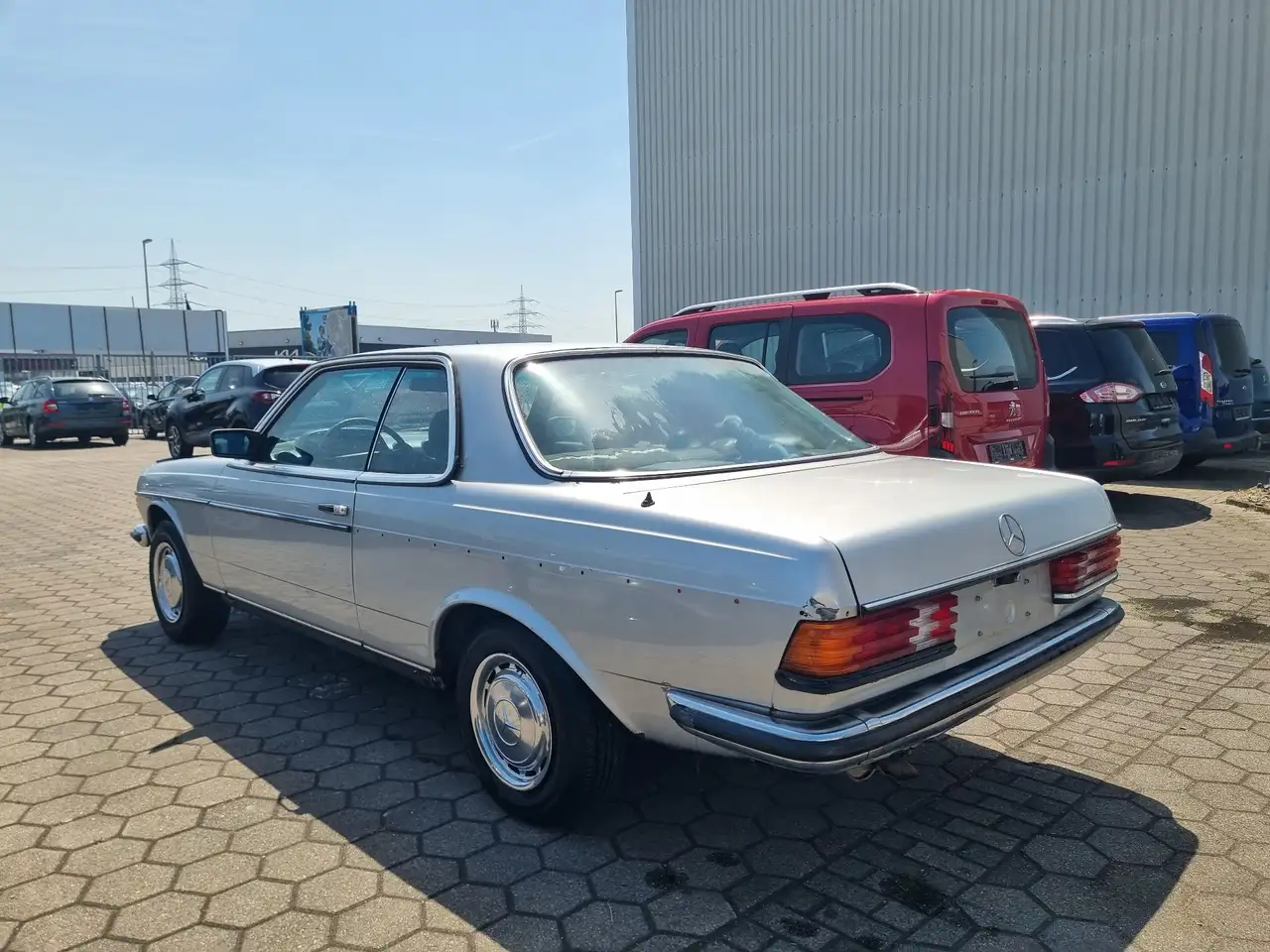 Mercedes-Benz 230 CE Baureihe 123 230 CE "Automatik", foto 4