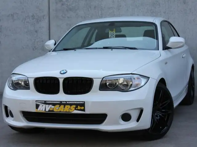 BMW 120 120i Coupé