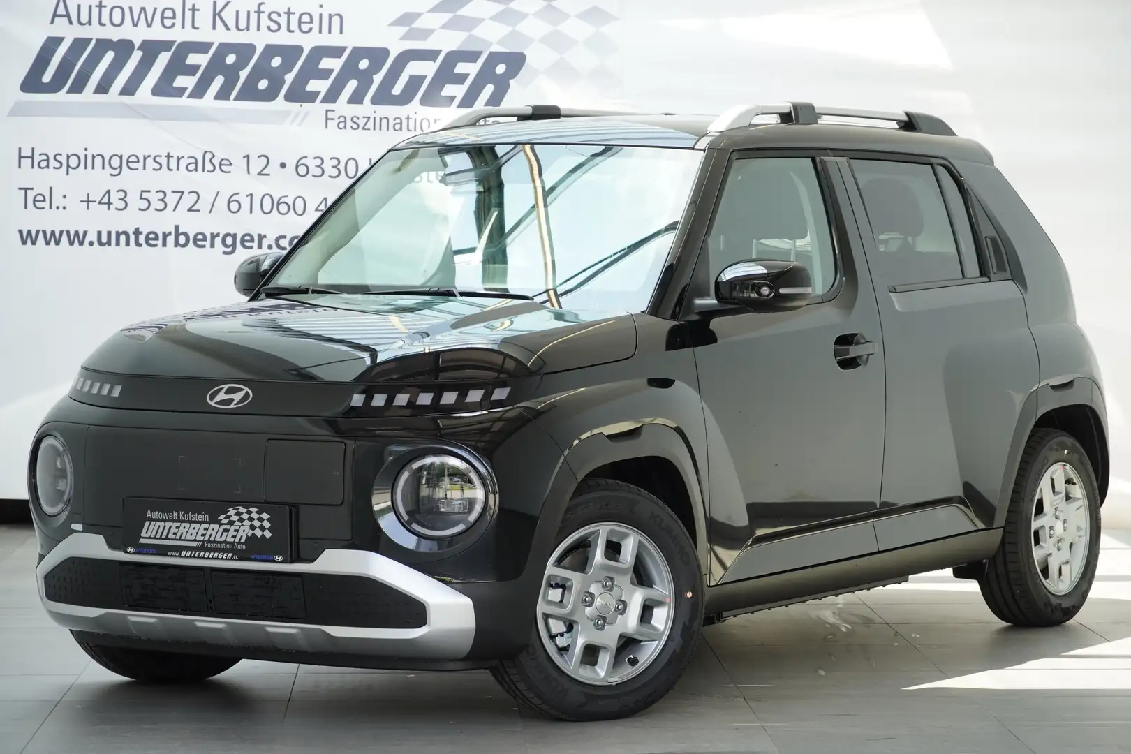 Hyundai Inster Trend Line 49kWh Schwarz - 2