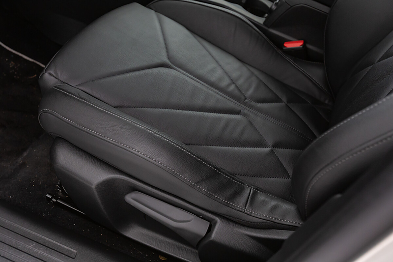 DS Automobiles DS 3 DS3 E-Tense 50,8kWh Collection Esprit de Voyage — photo 12