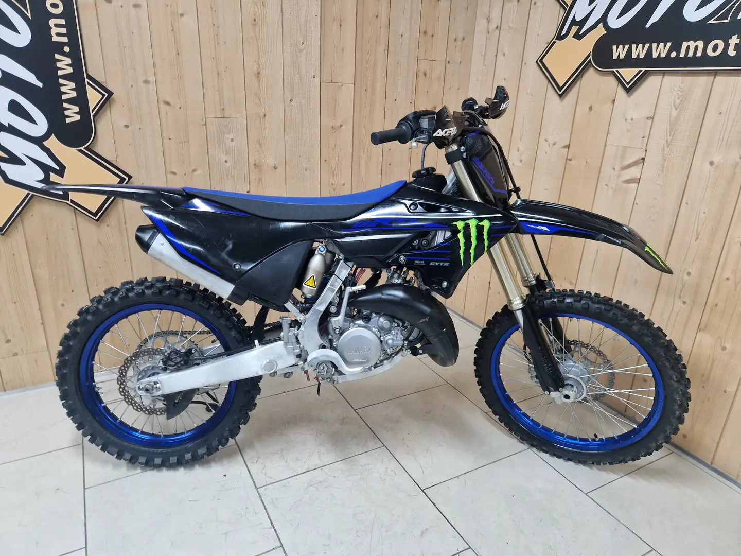 Yamaha YZ 125 Bleu - 1