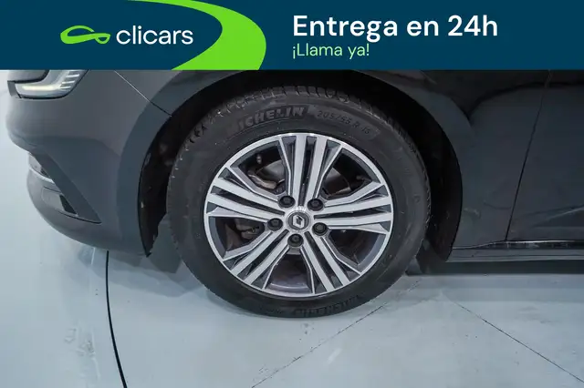 Renault Megane view 11