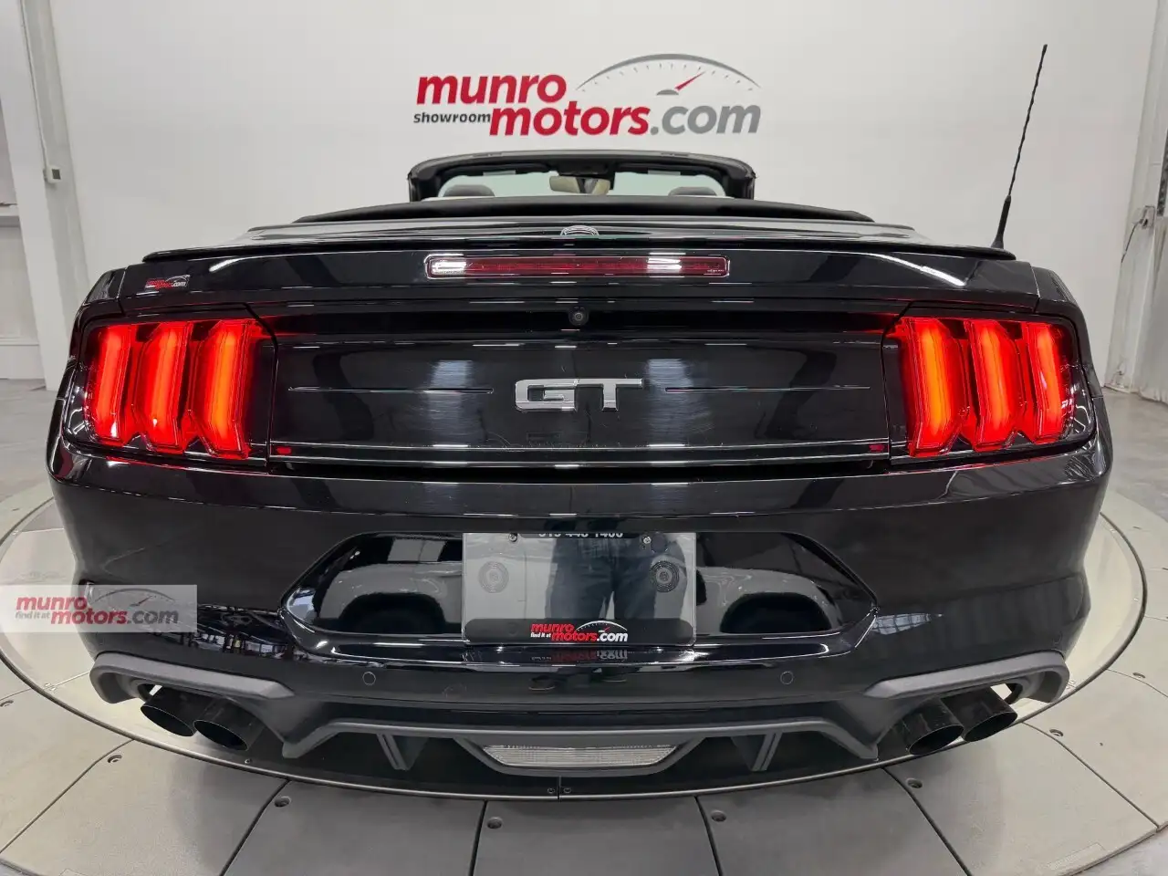 Ford Mustang снимка Ford Mustang