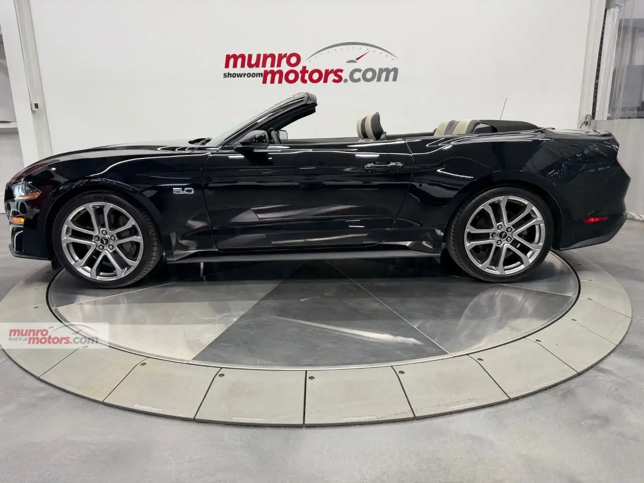 Ford Mustang снимка Ford Mustang