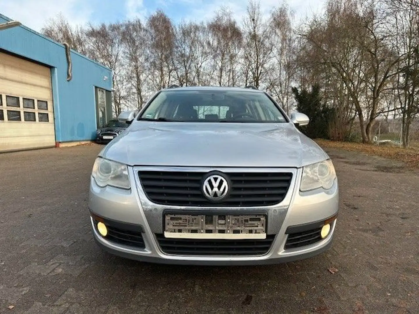 Volkswagen Passat Variant Trendline Kein TÜV Silber - 2