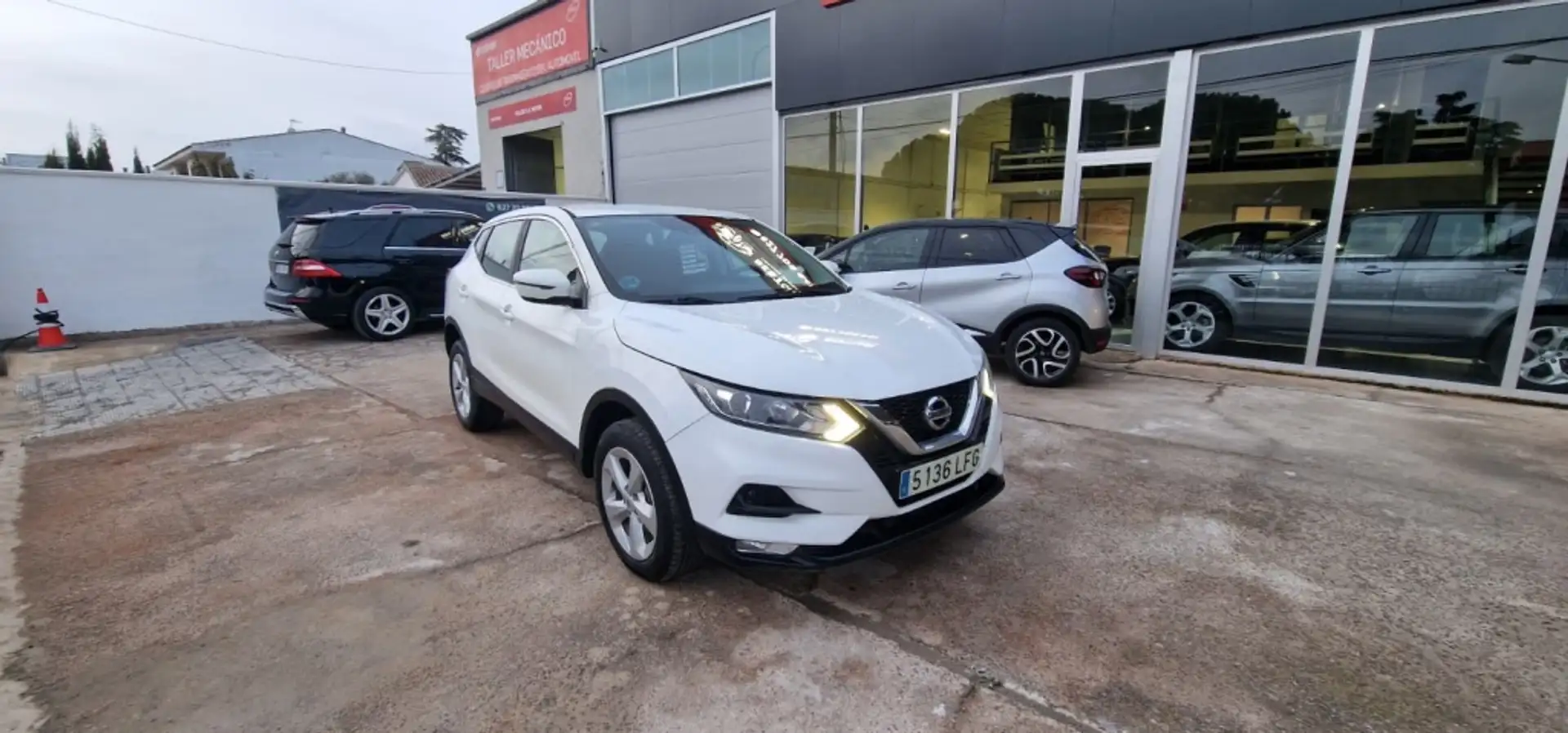 Nissan Qashqai 1.7dCI Acenta 4x4-I Blanco - 1