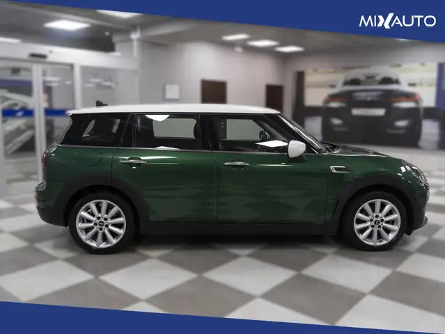 Mini Clubman view 6