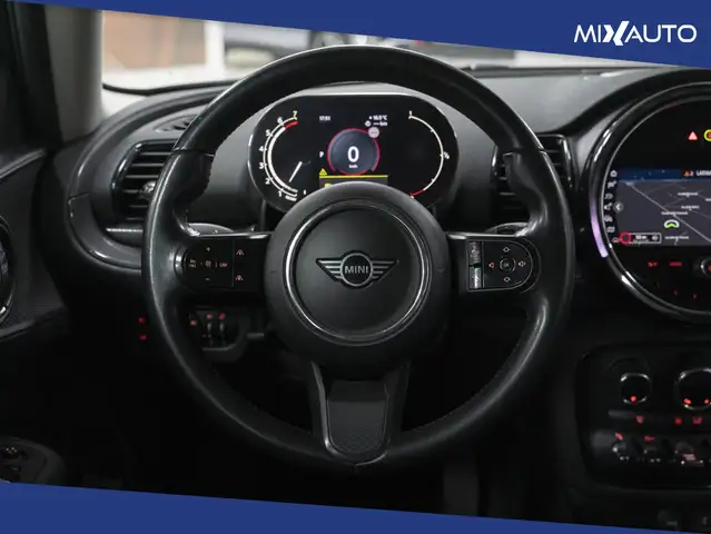 Mini Clubman view 12