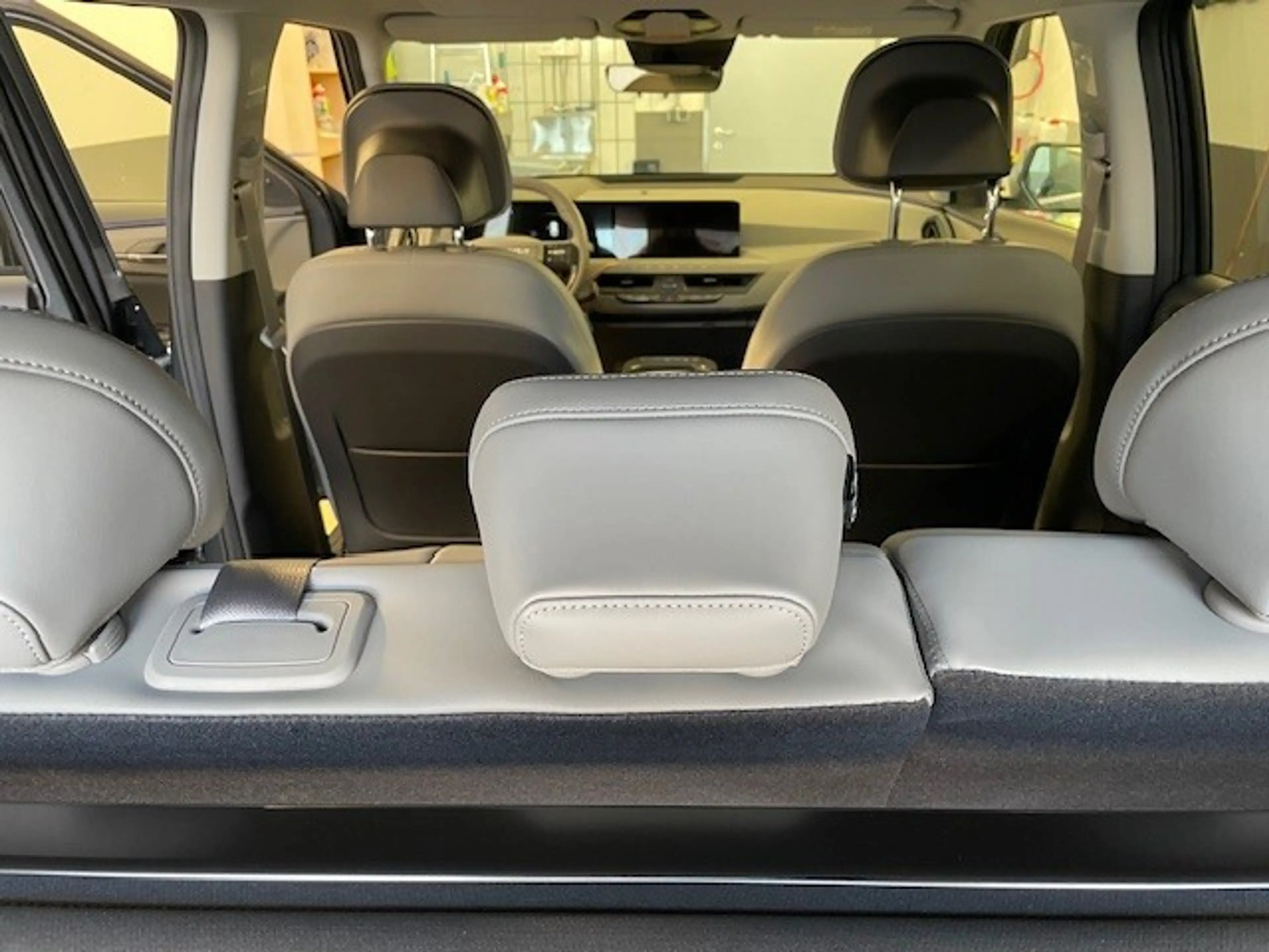 Kia EV5 FWD 81,4kWh Launch Edition begrenzte Stückzahl — photo 11