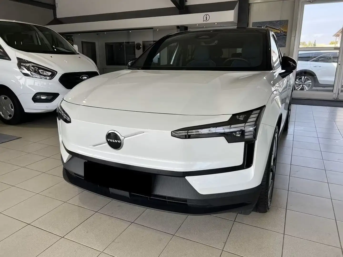 Volvo EX30 Twin Motor Performance AWD Plus Bianco - 2