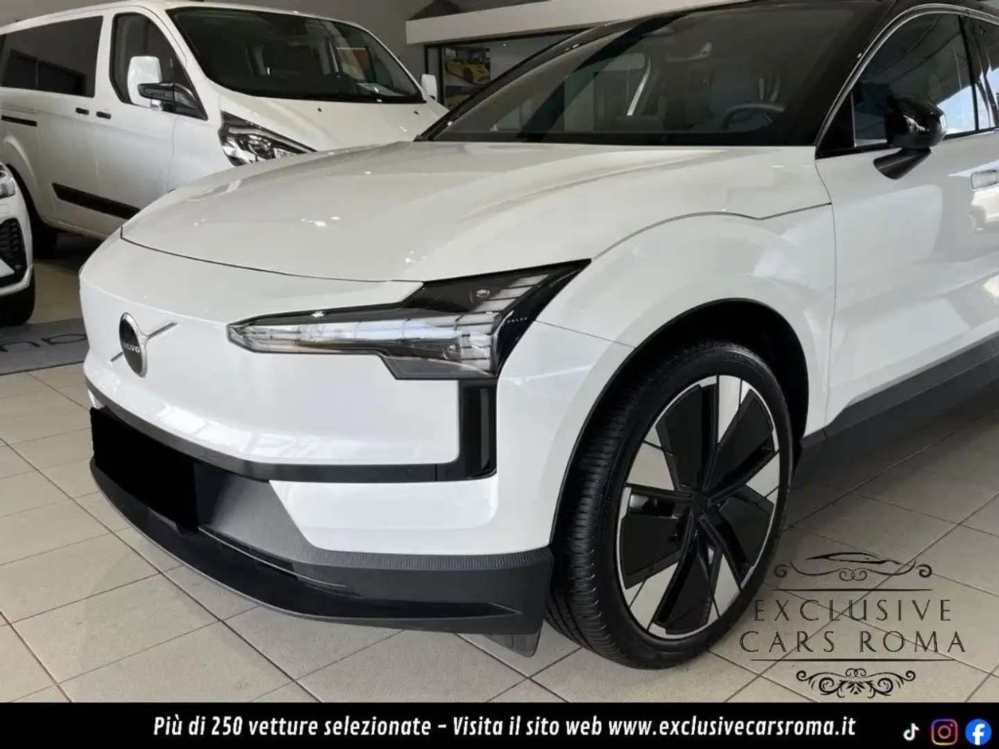 Volvo EX30 Twin Motor Performance AWD Plus Bianco - 1
