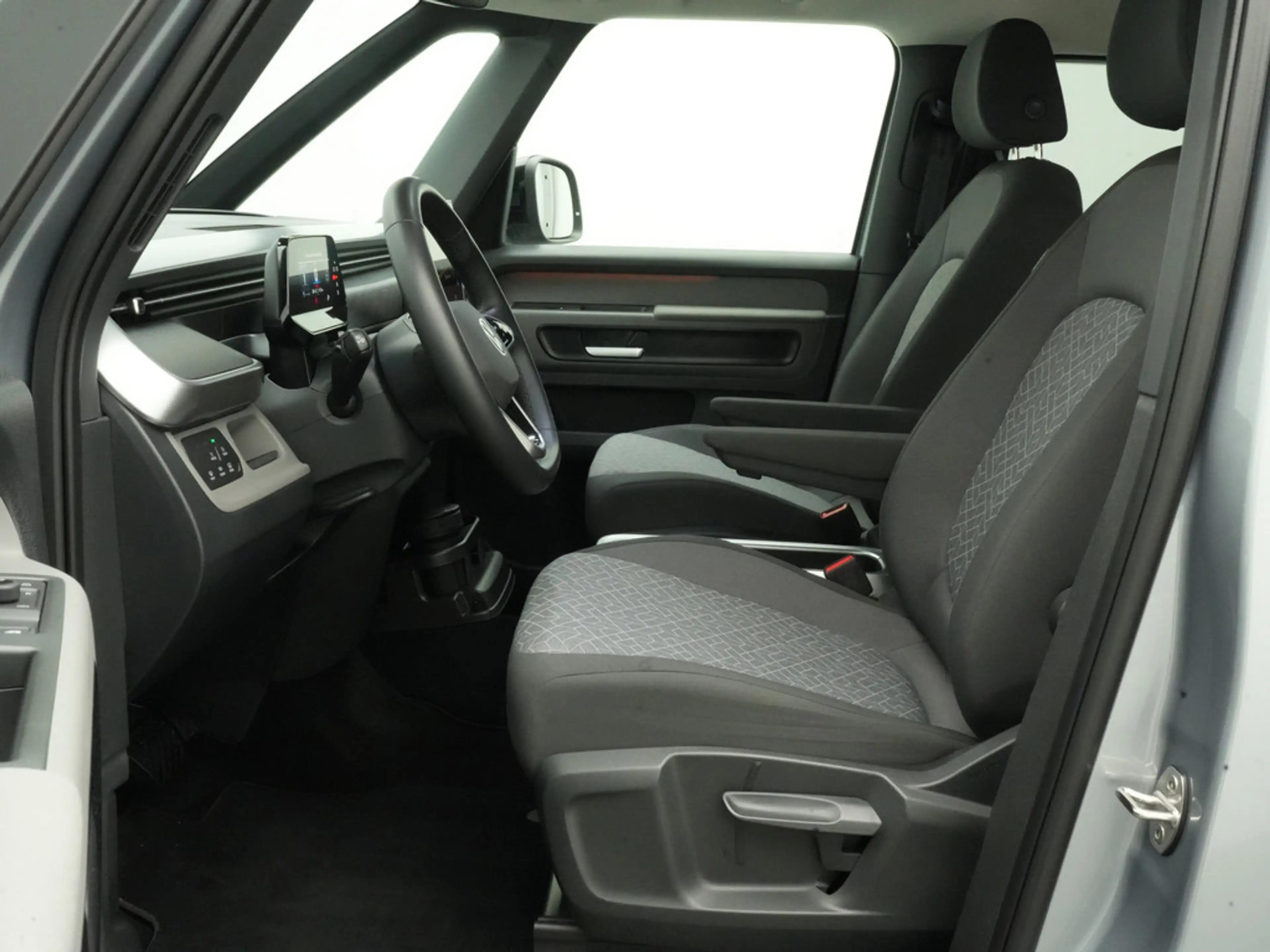 Volkswagen ID. Buzz — photo 9