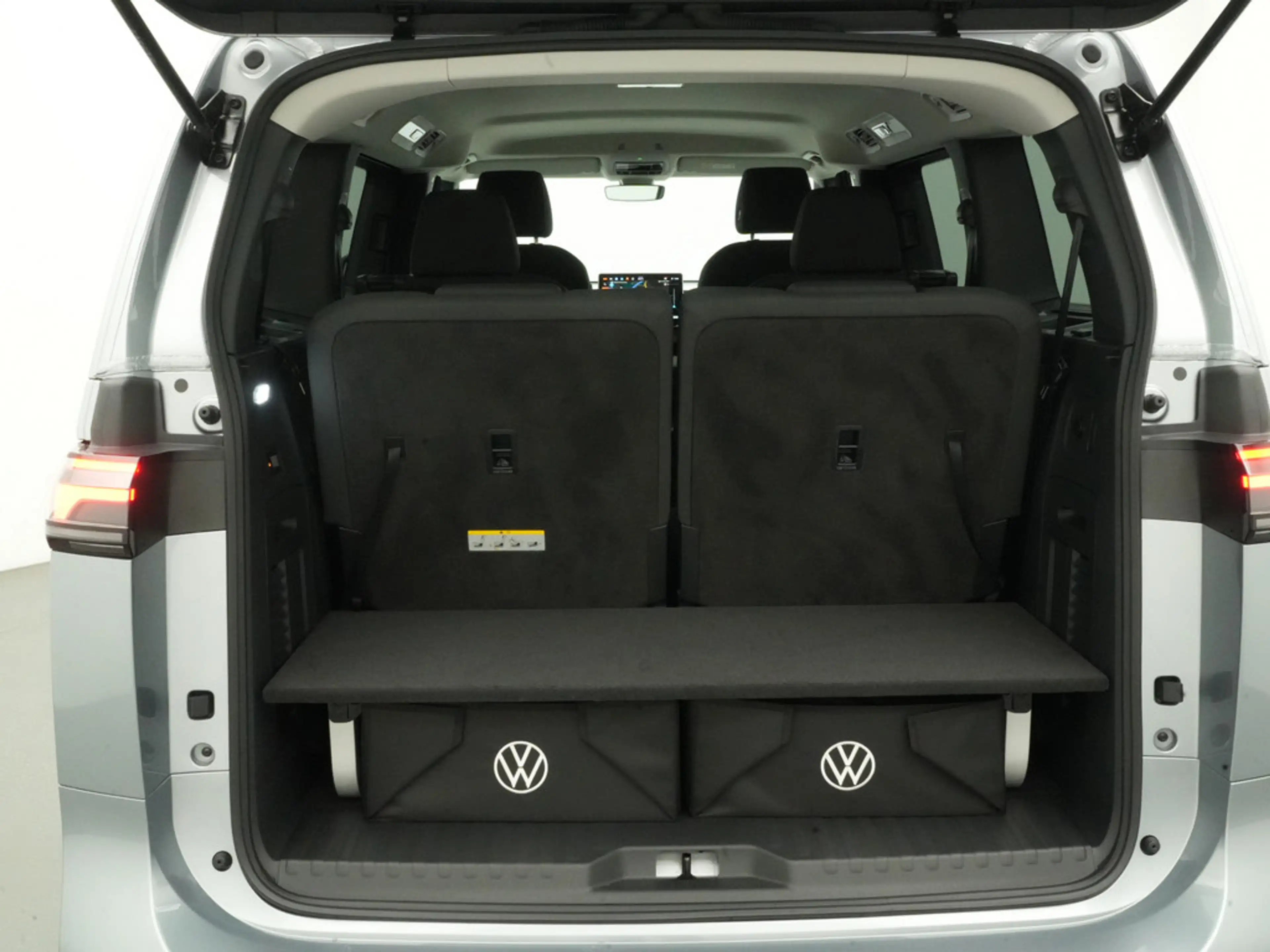 Volkswagen ID. Buzz — photo 13