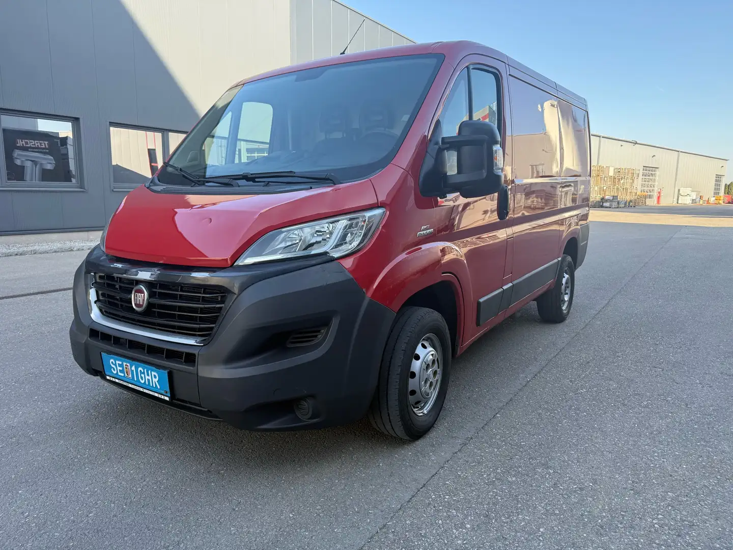 Citroen Jumper 33 L1H1 3,3t 2,2 HDi Rouge - 1