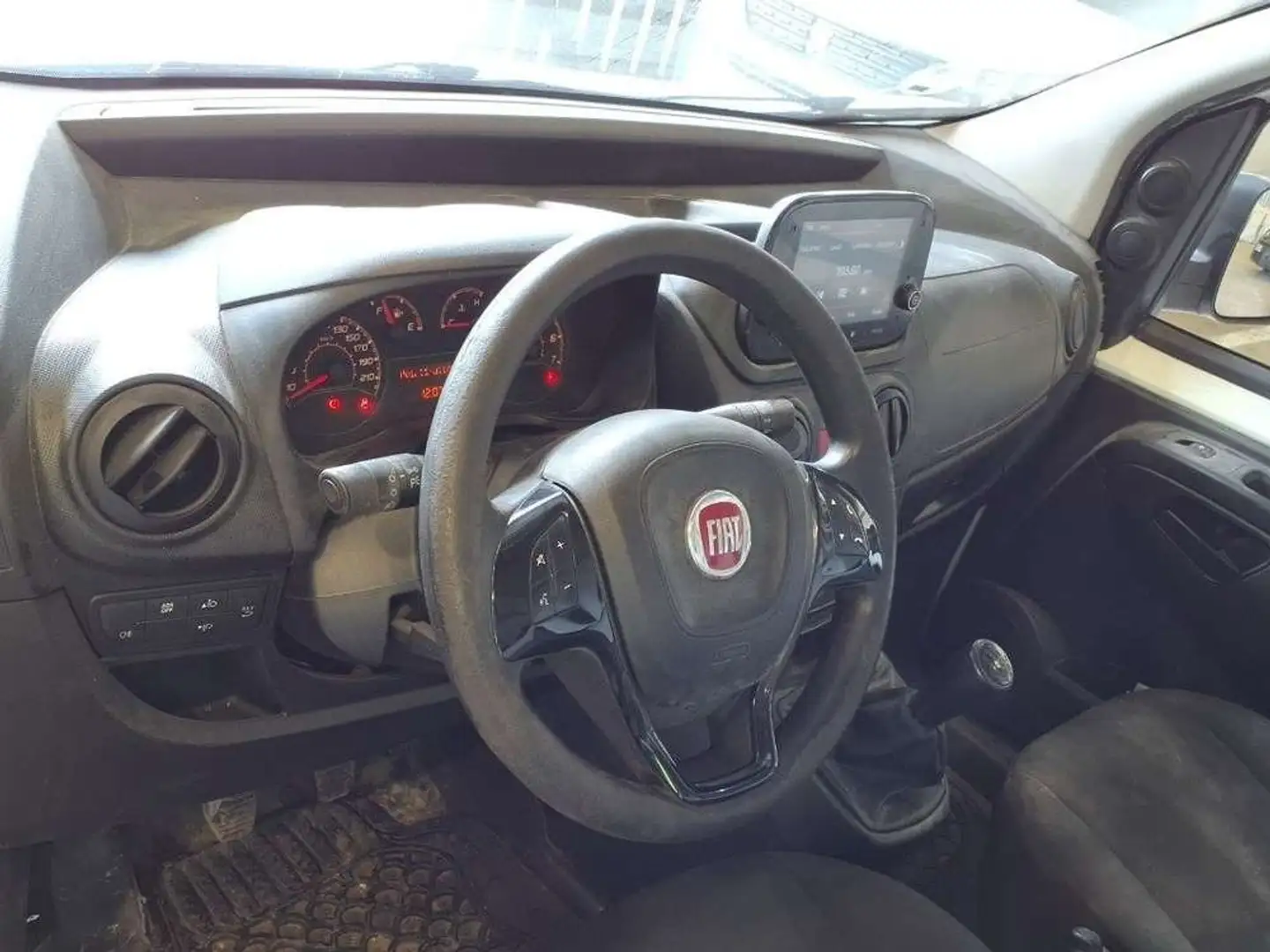 Fiat Fiorino Comercial Cargo SX N1 1.3 MJet 70 kW (95 C Blanco - 2