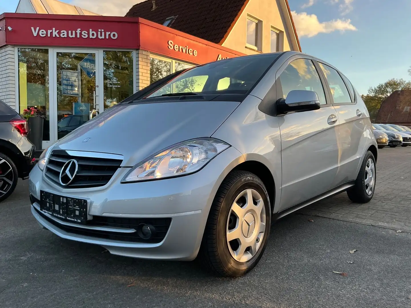 Mercedes-Benz A 150 SHZ BT CD Klima Silber - 1