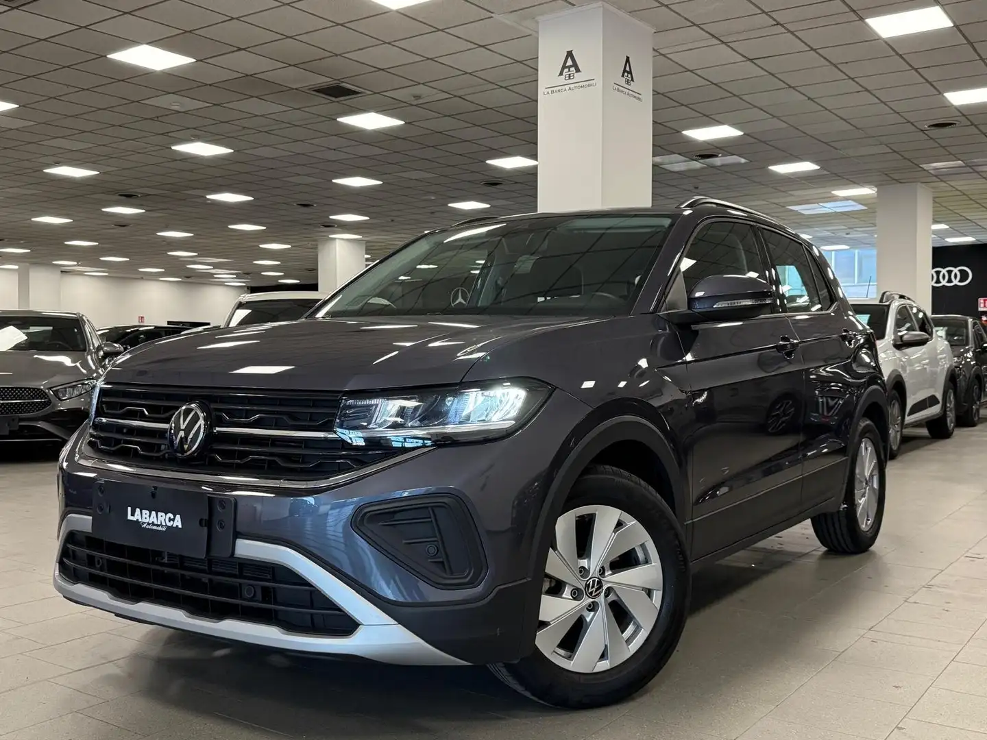 Volkswagen T-Cross 1.0 TSI MY25 Life 95cv Grau - 1