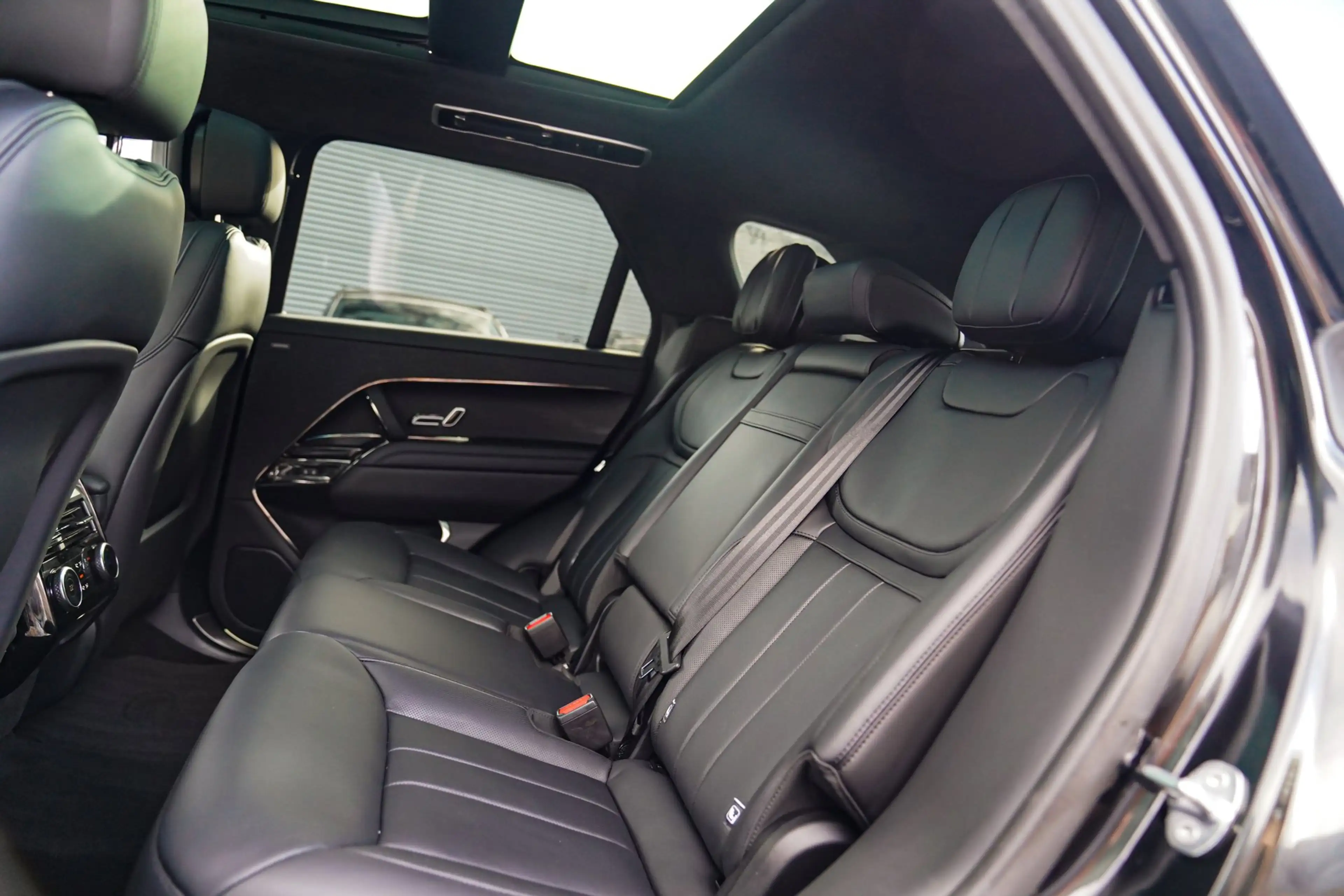 Land Rover Range Rover Sport 3.0 P510e First Edition | Massage | Stoelverwarmin — photo 48
