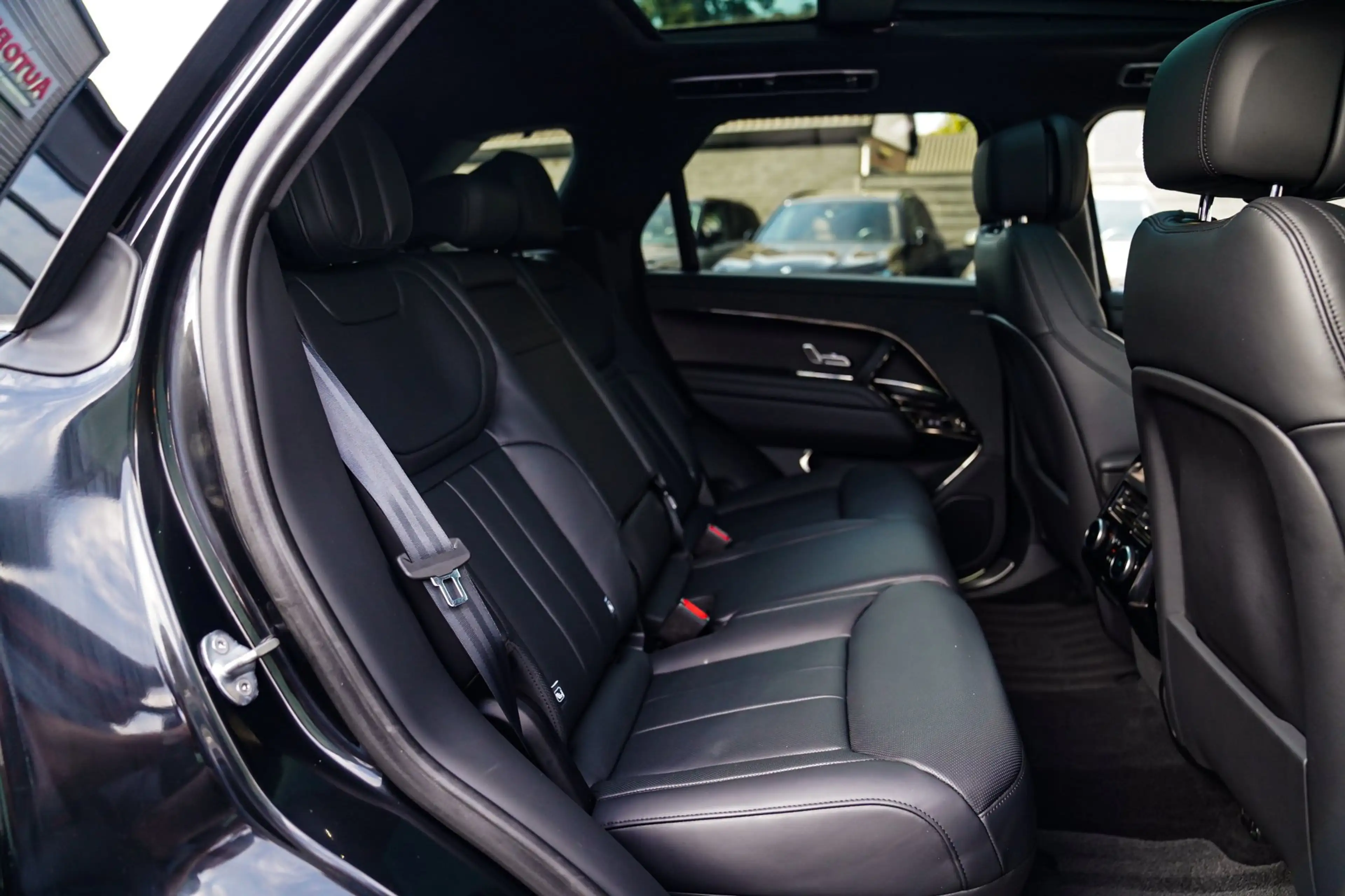 Land Rover Range Rover Sport 3.0 P510e First Edition | Massage | Stoelverwarmin — photo 18
