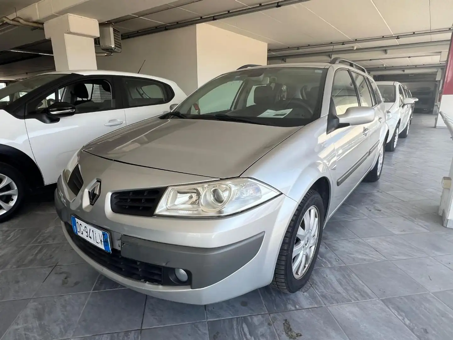 Renault Megane Mégane 1.5 dCi/105CV Gr.tour - C.TO VENDITA Argento - 2