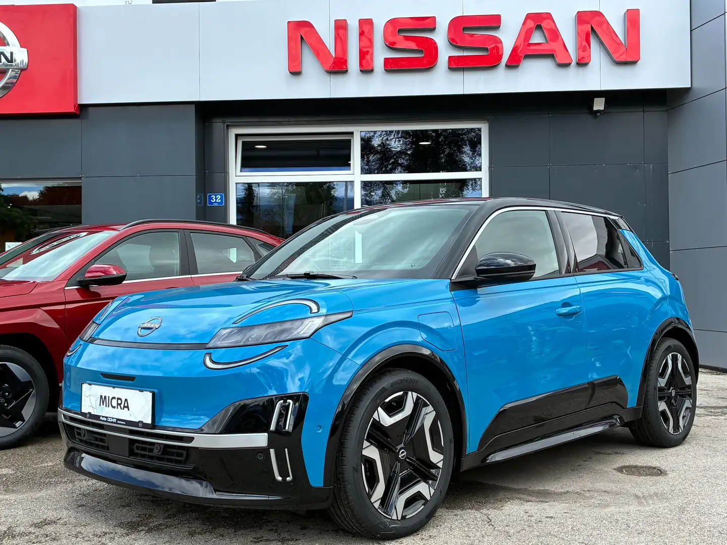 Nissan Micra 52 kWh EVOLVE 2-Farben Blau - 2