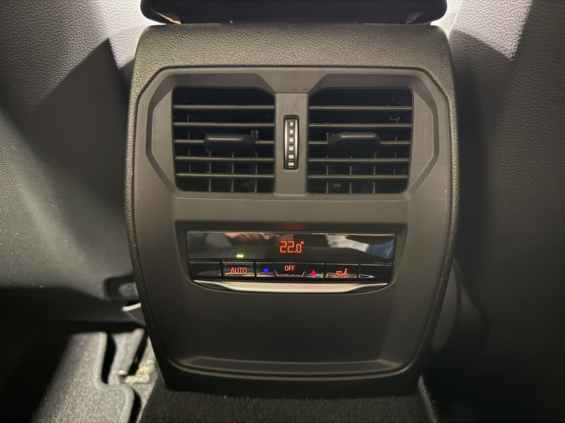 BMW 240 M240i xDrive Coupé Pro M-Sitze AHK ACC RFK HUD — photo 17