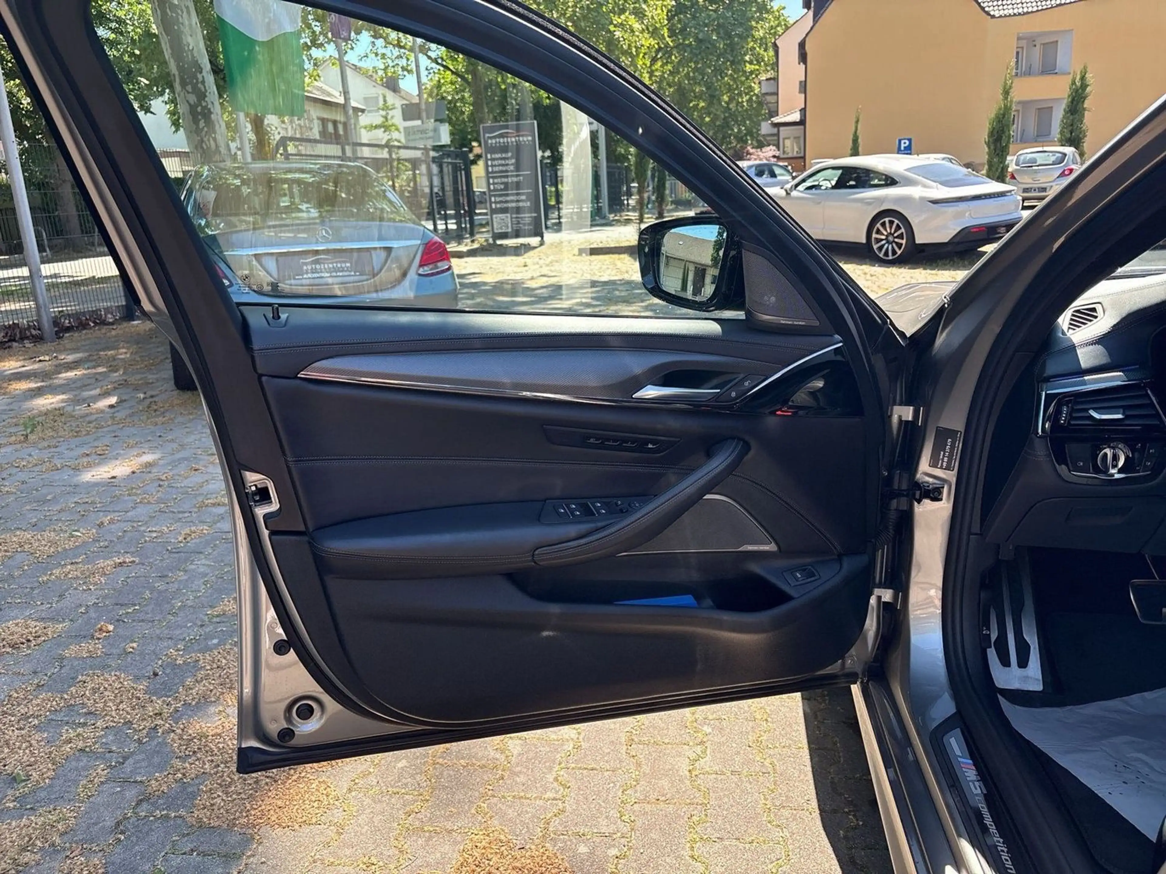 BMW M5 Competition H&K LASER HUD DRIVERS MASSAGE — photo 7