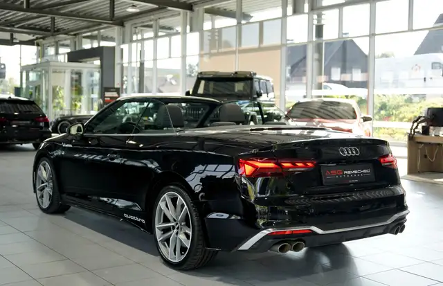 Audi S5 view 10
