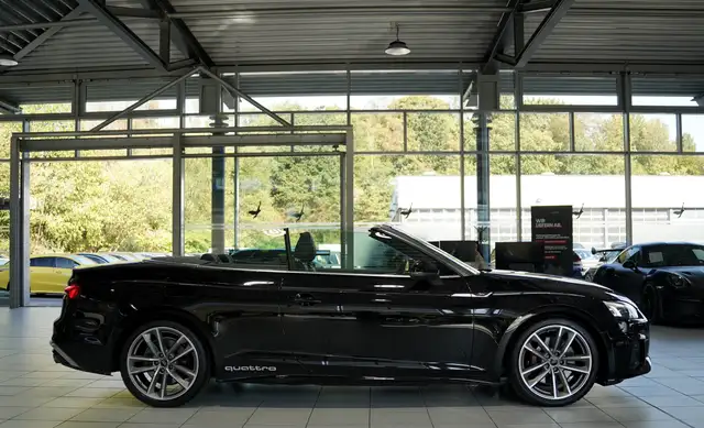 Audi S5 view 7
