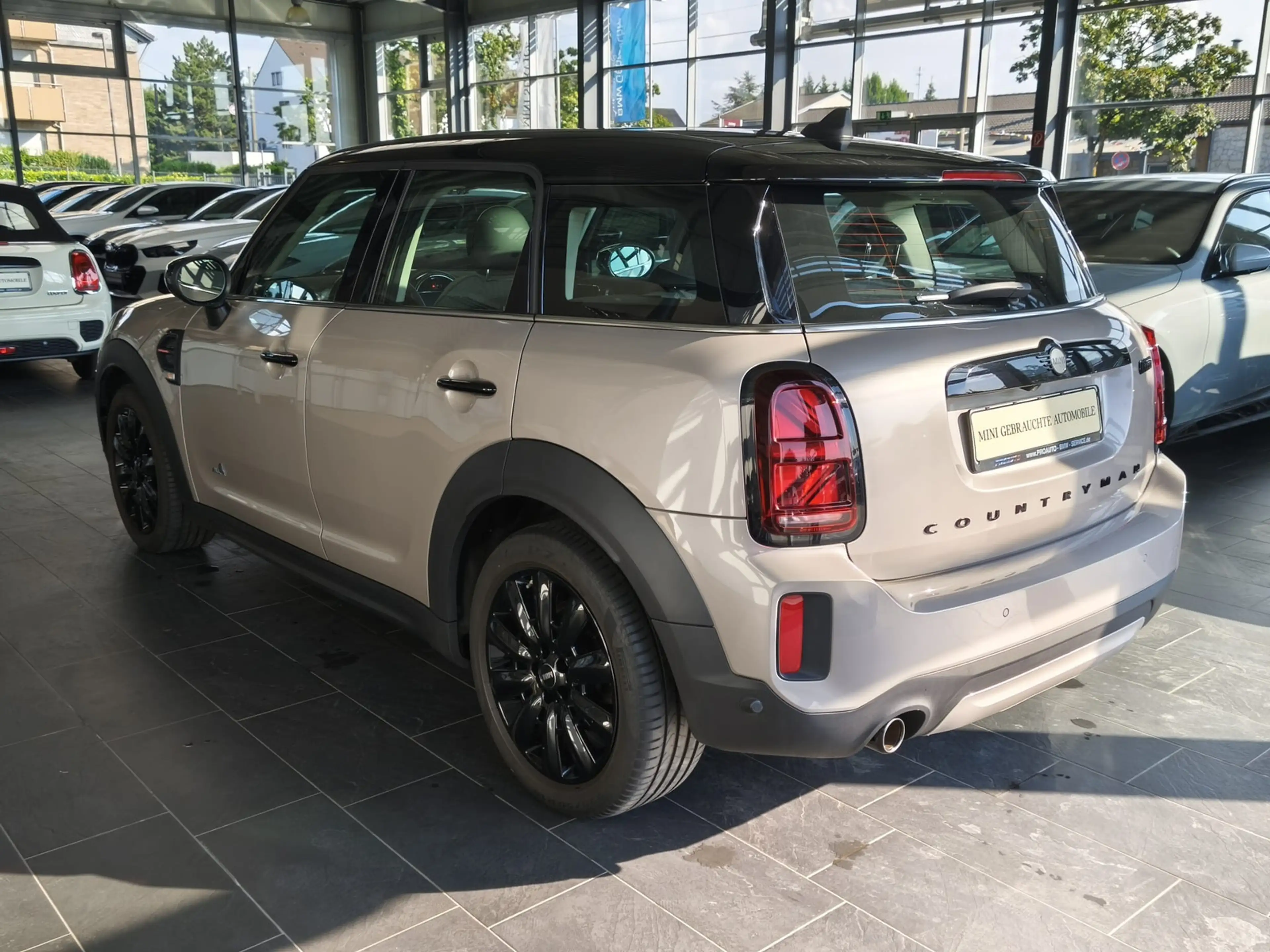 MINI Cooper Countryman ALL4 Navi/RFK/Pano/Komf.Zugang — photo 4